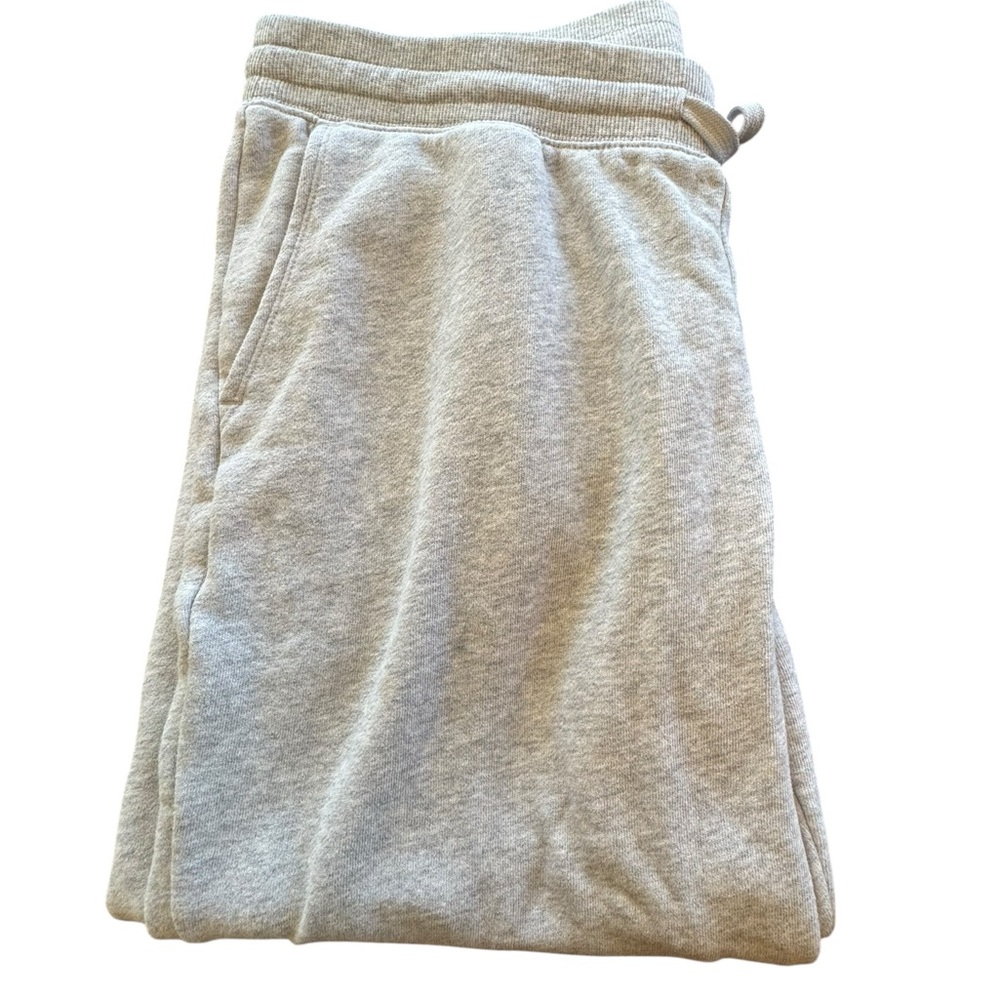 Amazon‎ Essentials Gray Sweatpants Comfortable Casual Wear - Picture 2 of 9